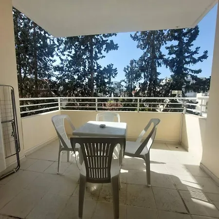 Διαμέρισμα Sunny 2 Bedroom Center *
